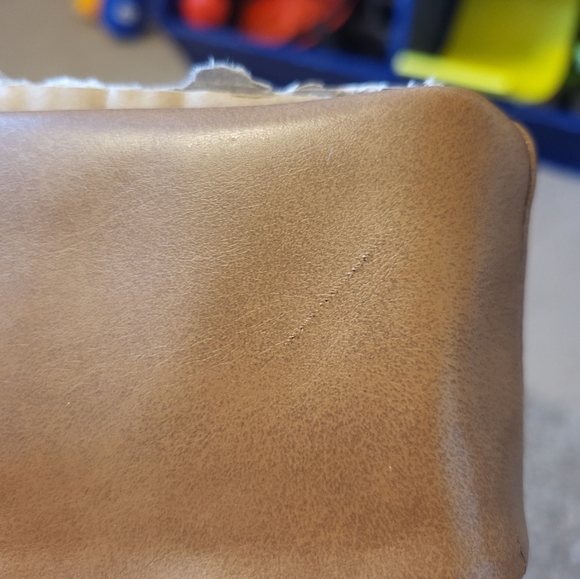 Colin Stuart Butterscotch knee-high heel faux leather boots. 9B - Picture 12 of 15